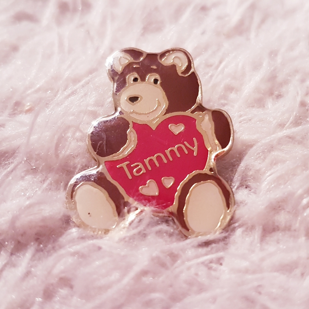 Teddy Bear Heart Tammy Lapel Pin Gold Tone Vintage Collectible